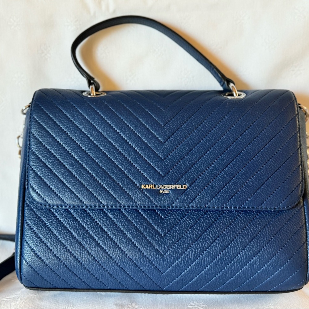 Used, in good condition Karl Lagerfeld satchel leather purse
